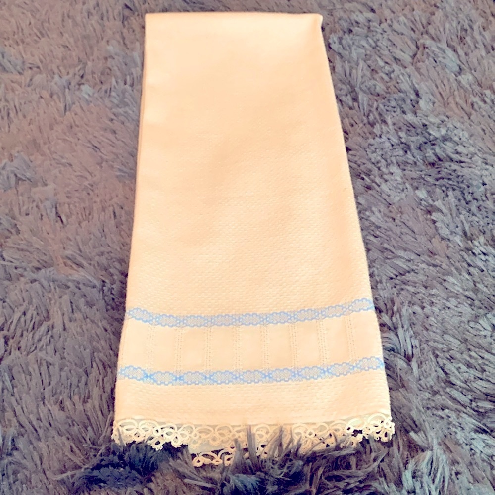 Huge Vintage European Huck Toweling with Tatting Edges